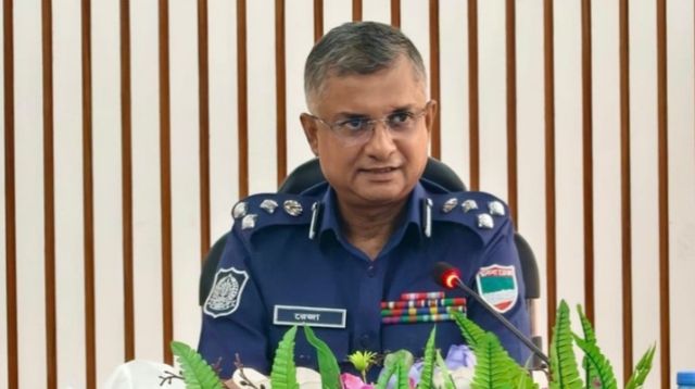 প্রশ্ন ও ছবি তোলার সুযোগ না দেওয়ার অভিযোগ, সভা ছাড়লেন সাংবাদিকরা